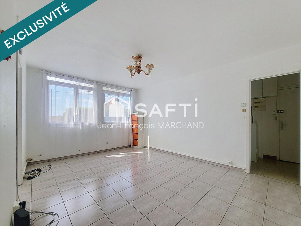 Vente Appartement A 12 minutes à pied de la gare RER de Poissy - T4 - 69m2 - 3 chambres - Cave Poissy