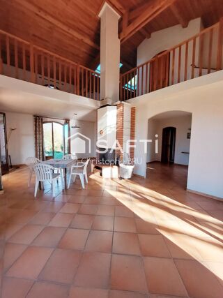  Maison  vendre 7 pices 200 m