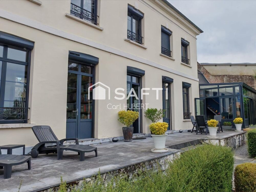 Propriété dexception  305 m² habitables  2 logements  11 garages  Terrain constructible  Abbeville