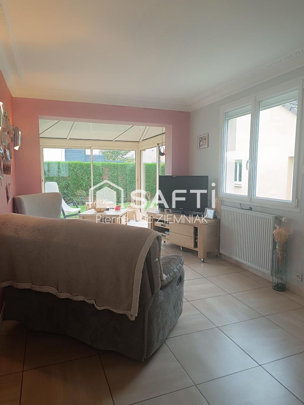 Maison familiale 4 chambres à Arquenay (53170)