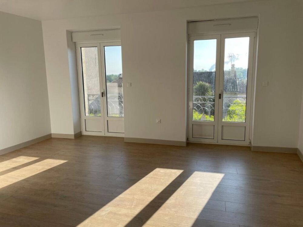 Location Maison Maison 230 m2 + 4 chambres + garage et cour Dunes