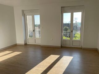  Maison à louer 6 pièces 246 m²