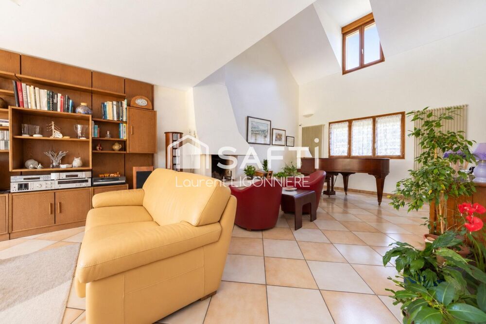 Vente Maison Maison familiale 190 m² sur sous-sol total Santeny