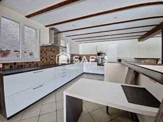  Maison  vendre 9 pices 223 m