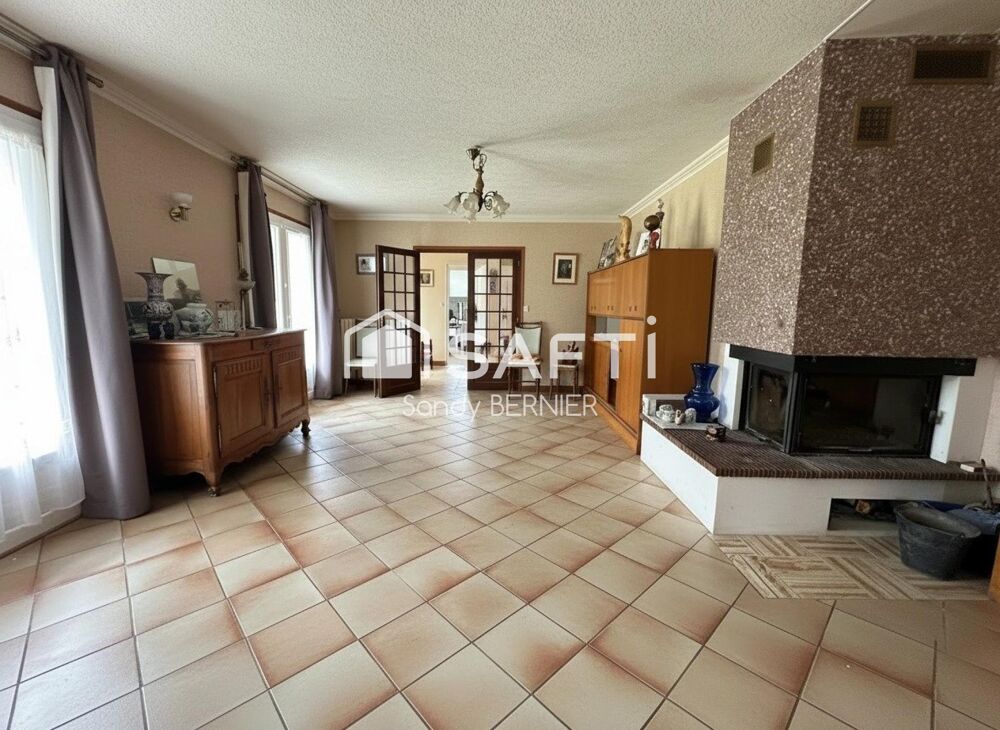 Vente Maison VILLA GARENNE : Écrin de nature avec studio et accès forêt Nouaille-maupertuis