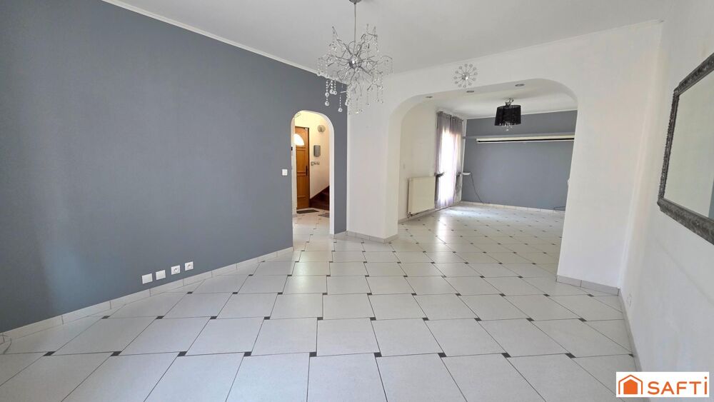 Vente Maison Maison T4 semi individuelle lumineuse avec terrasse et garage Saint-quentin