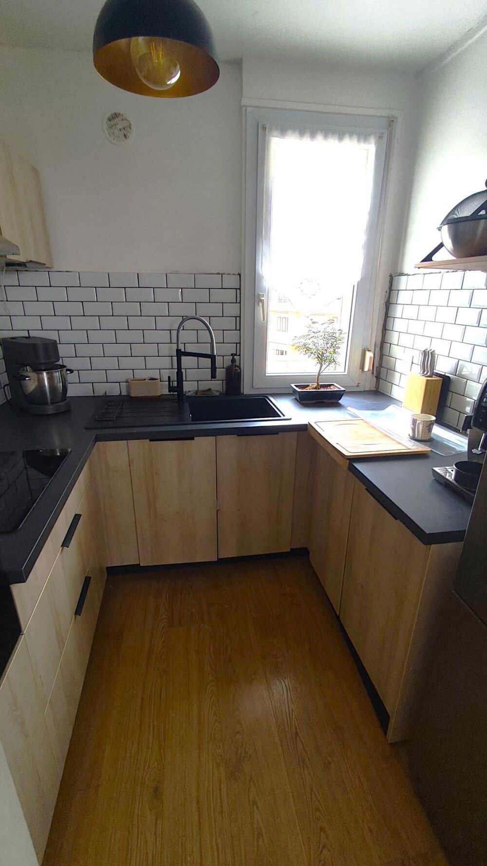 MAGNIFIQUE APPARTEMENT ENTIEREMENT RENOVE