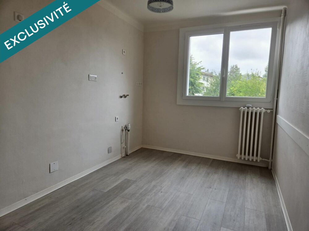 Grande Maison lumineuse au calme, proche des commodités