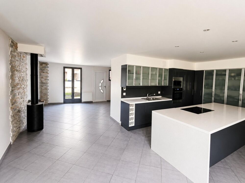 Meaux  Familiale 122 m², 3 chambres, bureau, jardin