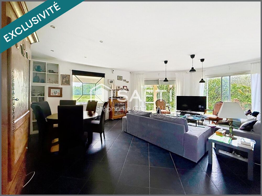 Maison familiale de 150 m2 environ, terrain de 1000 m2, vue dégagée.