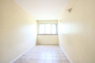  Appartement à louer 4 pièces 62 m²