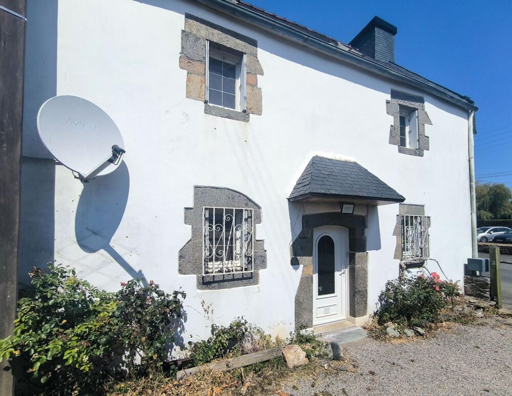 Maison en pierre, 70 m², plein centre de Plestin