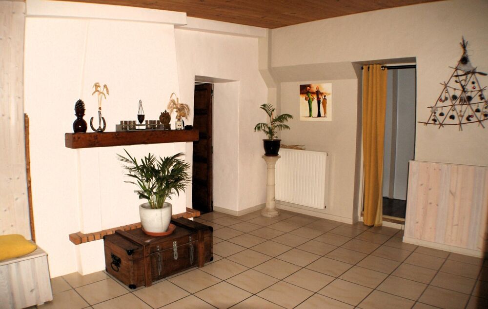 Maison pierre 5 chambres dépendances, terrain clos