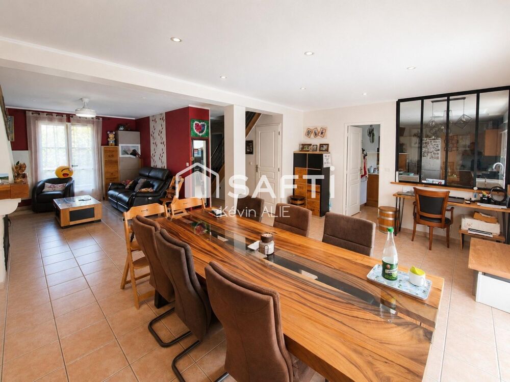 Vente Maison Maison familiale 160m2 - 8 pièces - proche du Musée Meaux