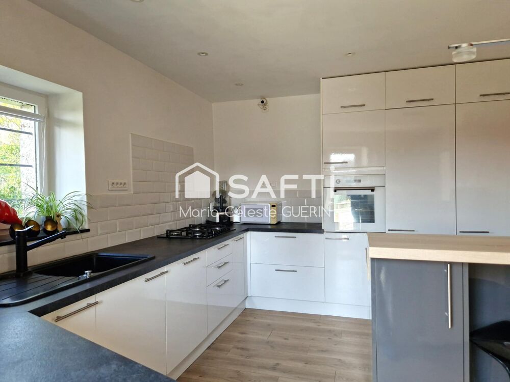 Vente Maison 186 m² en tout pour cette propriété à fort potentiel d'évolution ! Fontenay-saint-pere