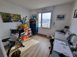  Appartement  vendre 4 pices 77 m