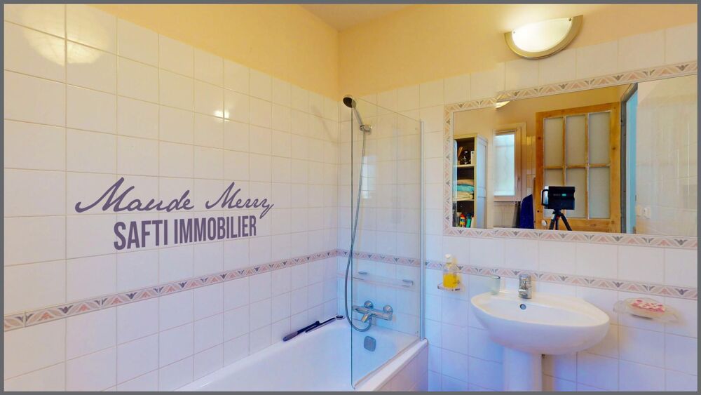 � vendre  Maison La Roquebrussanne (83136)