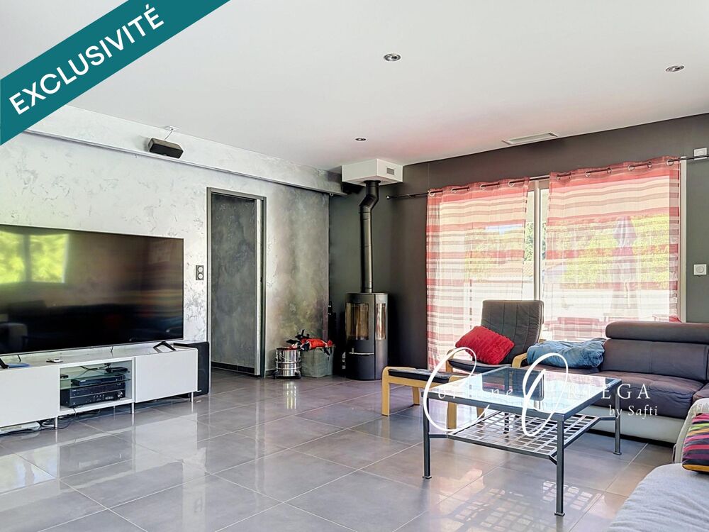 Vente Maison Villa Plain pied - 4 chambres - Piscine et Grand garage Beauvoisin