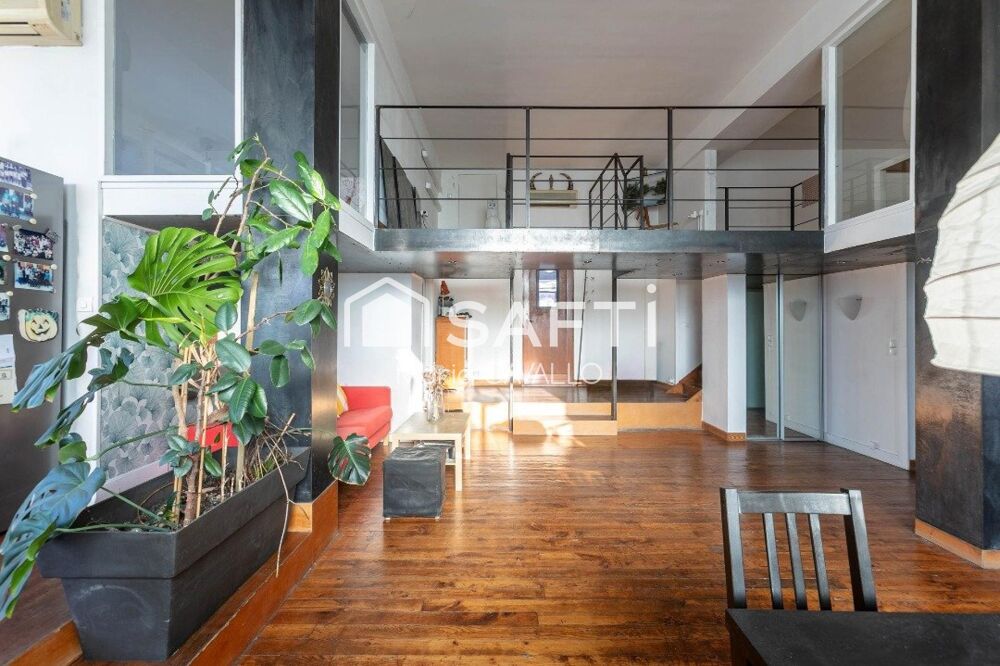 Vente Appartement CHARMANT LOFT BAIGNÉ DE LUMIÈRE AU CALME ABSOLU Ivry-sur-seine