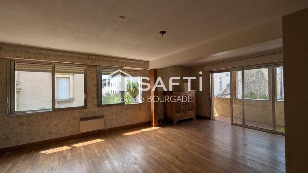 Vente Appartement Appartement T5 à rénover + Garage 120m² et Terrasses – Centre-ville Cahors Cahors