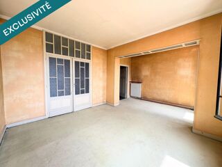  Immeuble � vendre 253 m�