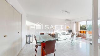 Vente Appartement T2 rénové et lumineux avec terrasse de 11 m² plein Est, parking, cave et tennis Hyeres