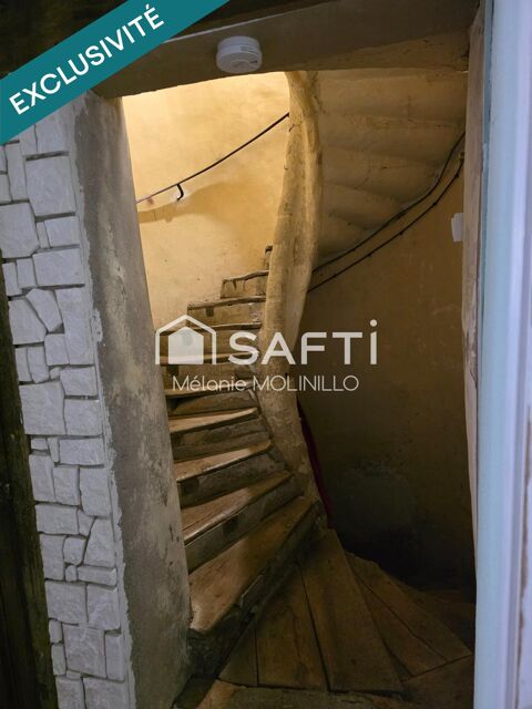   Maison de caract�re de 162 m� Maison - 8 pi�ce(s) - 162 m�