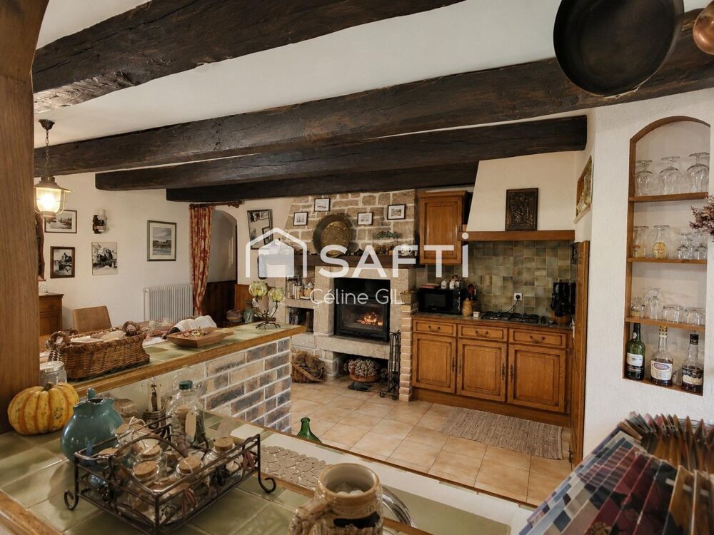 Vente Maison Demeure de caractère de 228 m² – Charme, volumes et authenticité Guegon