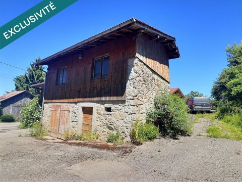   Maison de village et grange attenante, gros volume Maison - 2 pice(s) - 170 m