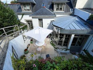  Maison à vendre 9 pièces 237 m²