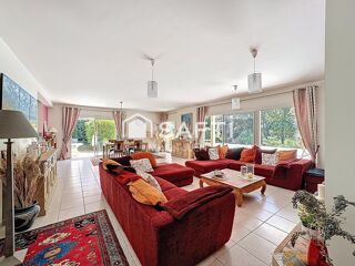  Maison � vendre 6 pi�ces 205 m�