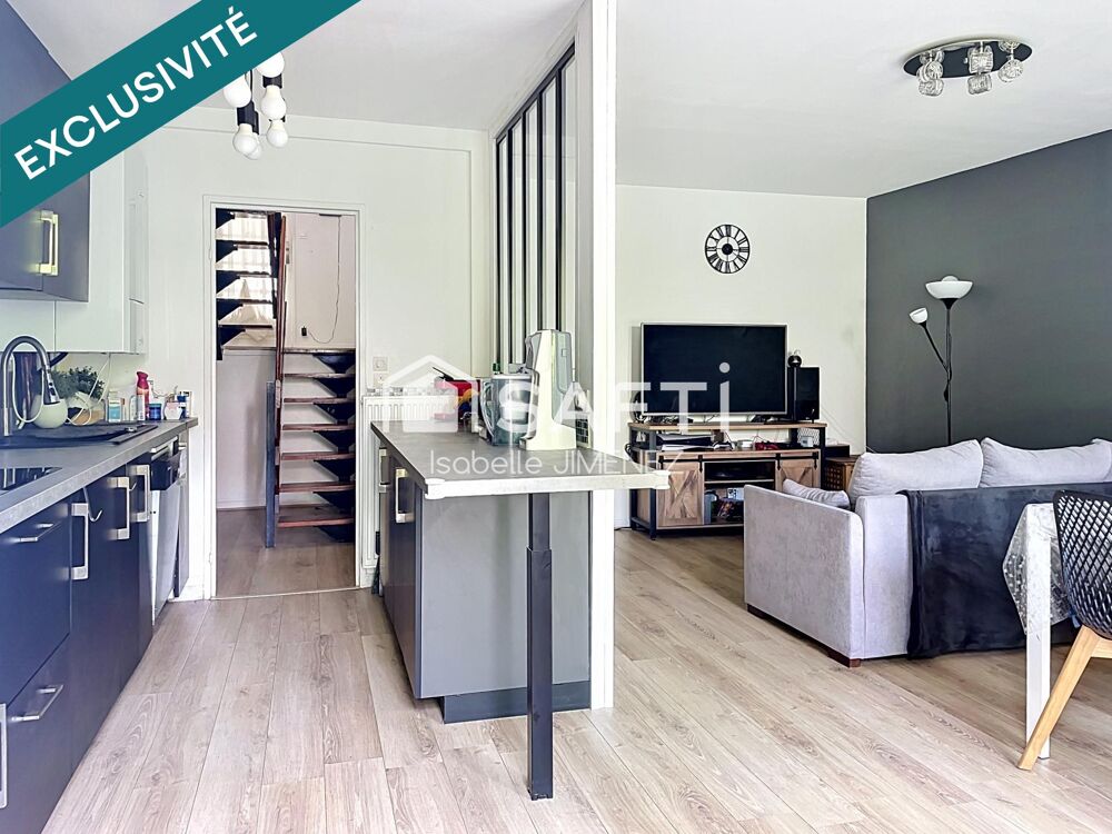 Vente Maison 100 m2 , 4 chambres, 2 salle de douches, garage, terrasse, jardin La queue-en-brie