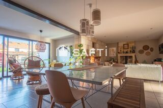  Maison  vendre 6 pices 158 m