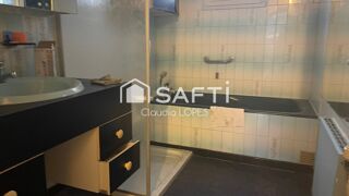  Immeuble à vendre 303 m²