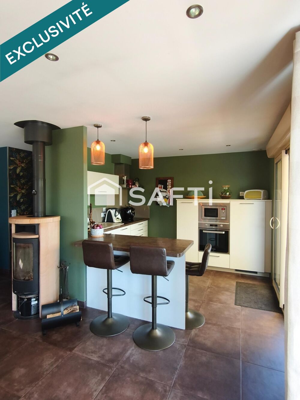 Vente Maison Vue Château Chalon, Piscine, zéro travaux ! Domblans