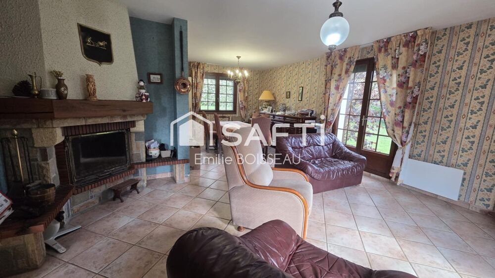 Maison 6 chambres sous sol grand jardin