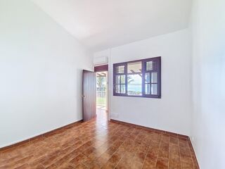  Appartement à louer 4 pièces 120 m²