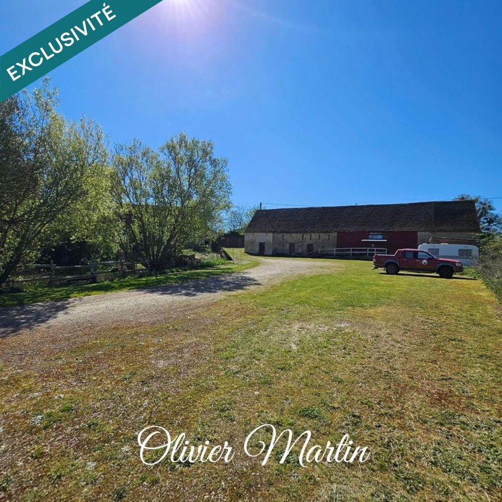 Propriété début XVIIe siècle  275 m² habitables sur 2,3 hectares  Fort potentiel