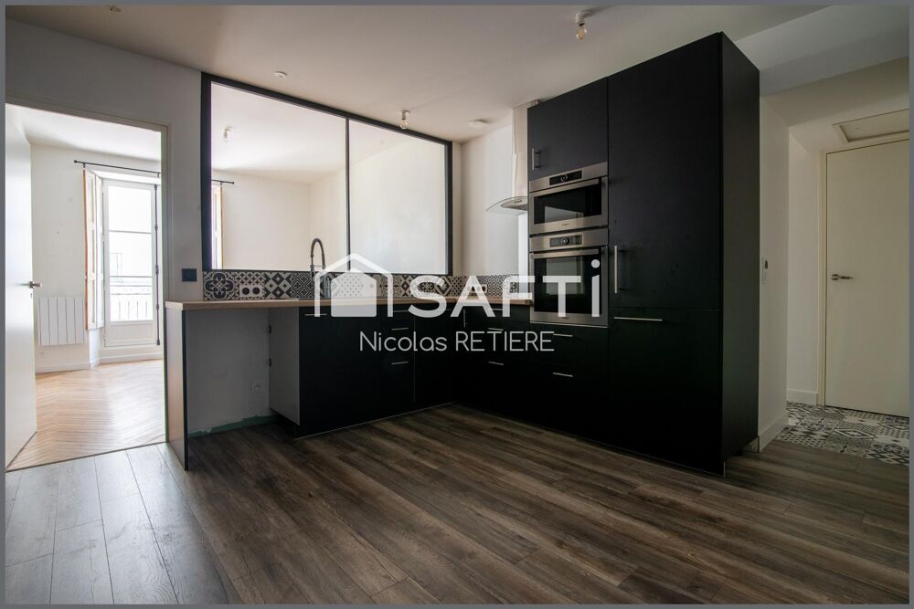 Ile Feydeau - 2 pièces de 44 m2, chambre bonnes 9m2, grenier et cave