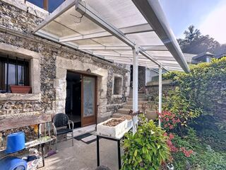  Maison  vendre 8 pices 214 m