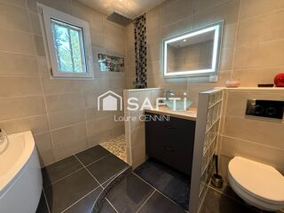  Maison � vendre 7 pi�ces 220 m�