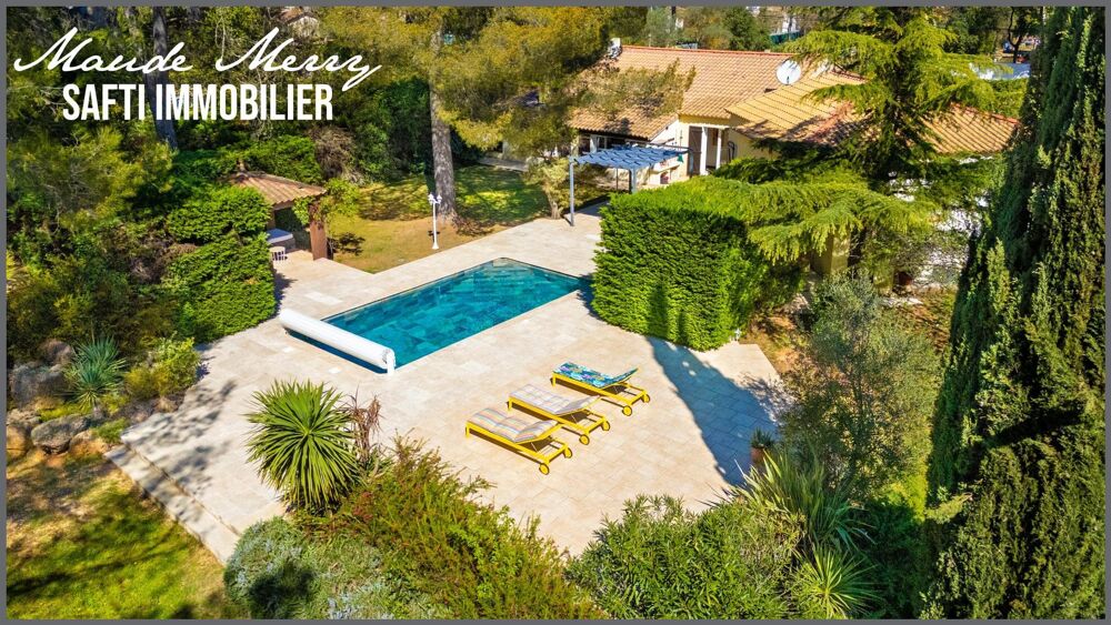Maison 7 pièces 195 m² · à Gareoult · 195 m² · 550 000 €
