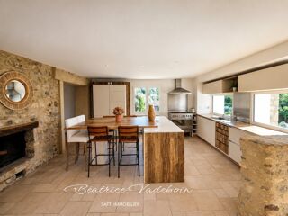 Maison à vendre 10 pièces 224 m²