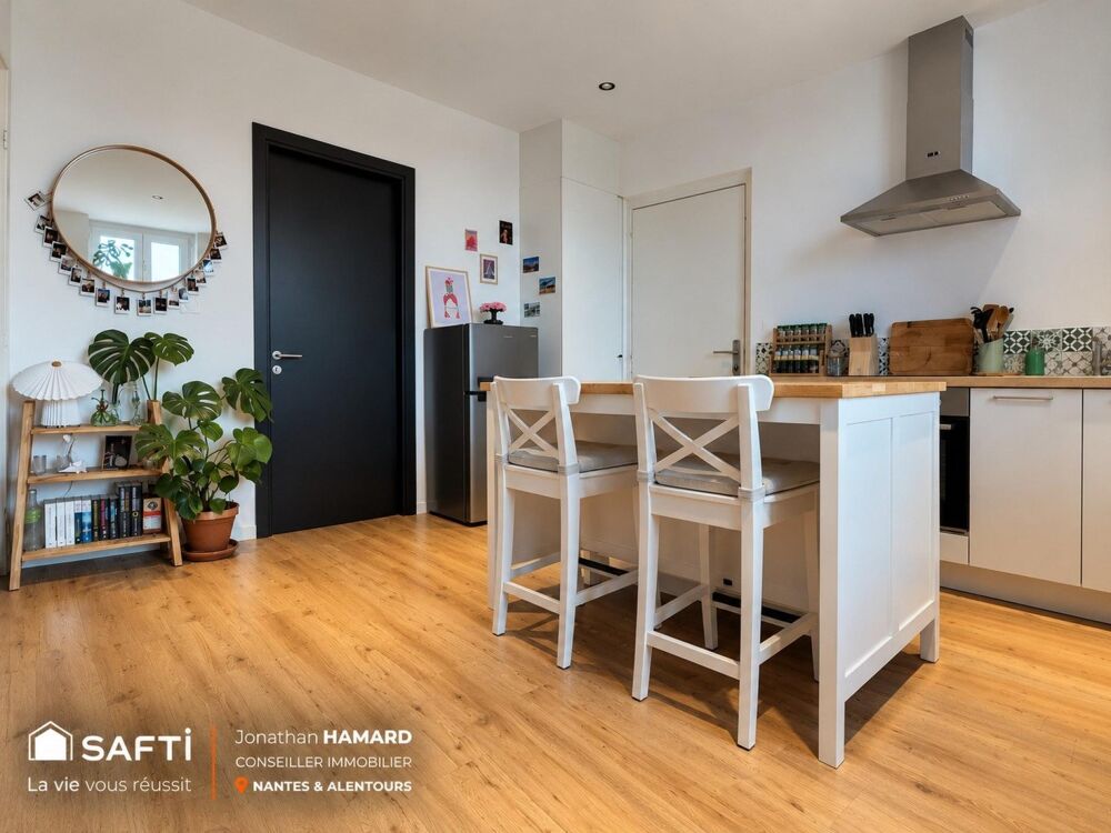 Vente Appartement Entre Zola et Mellinet, le privilège d'une adresse confidentielle et d'un jardin préservé Nantes