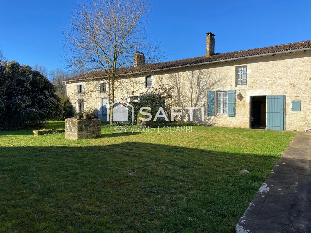 Vente Maison Maison charentaise avec 2 gîtes et dépendances sur 1,5 hectare de terrain Fenioux