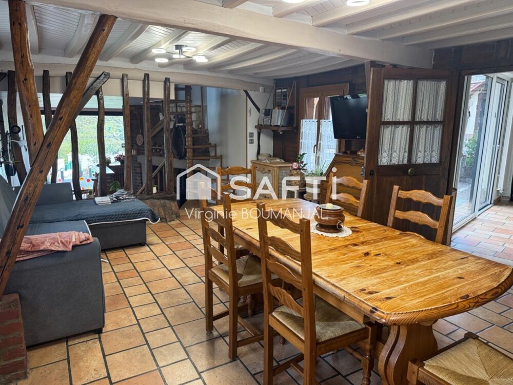 Maison de 130m2 3/4 chambres avec jardin clos et 2 garages