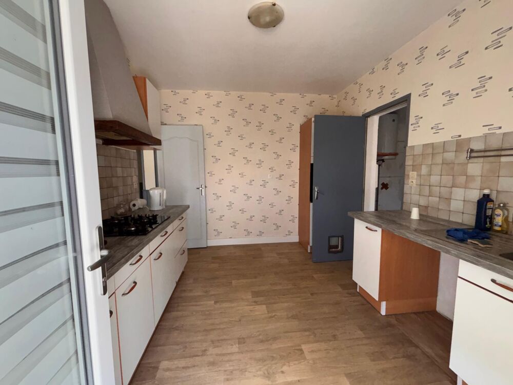 Vente Maison Maison familiale avec grand terrain et un atelier équipé La peruse