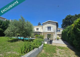  Maison à vendre 7 pièces 215 m²