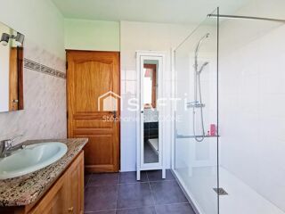  Maison  vendre 5 pices 212 m