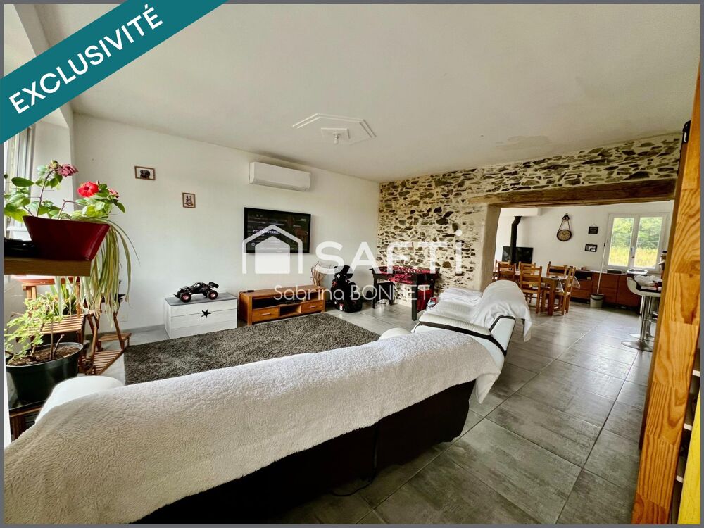 Maison de 153m² avec la possibilité d'une exploitation de fraises/ framboises ( clients professionnels et particuliers).
